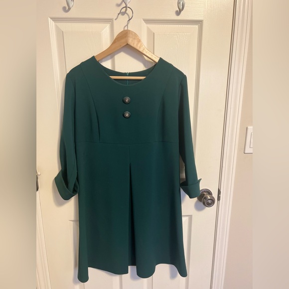Emerald green Dress - Picture 1 of 6